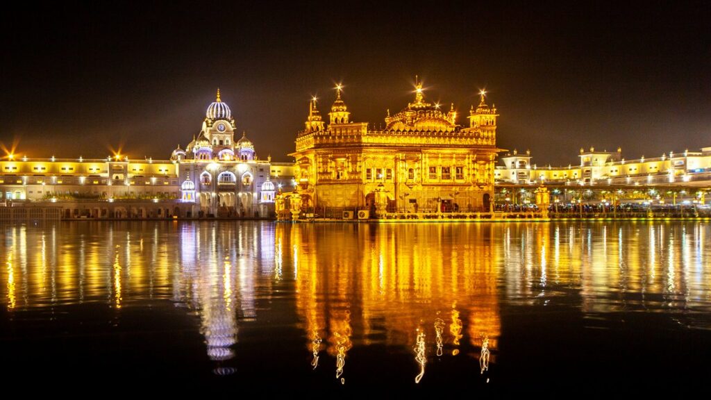 Golden Temple Amritsar Tour – Complete Spiritual Travel Experience